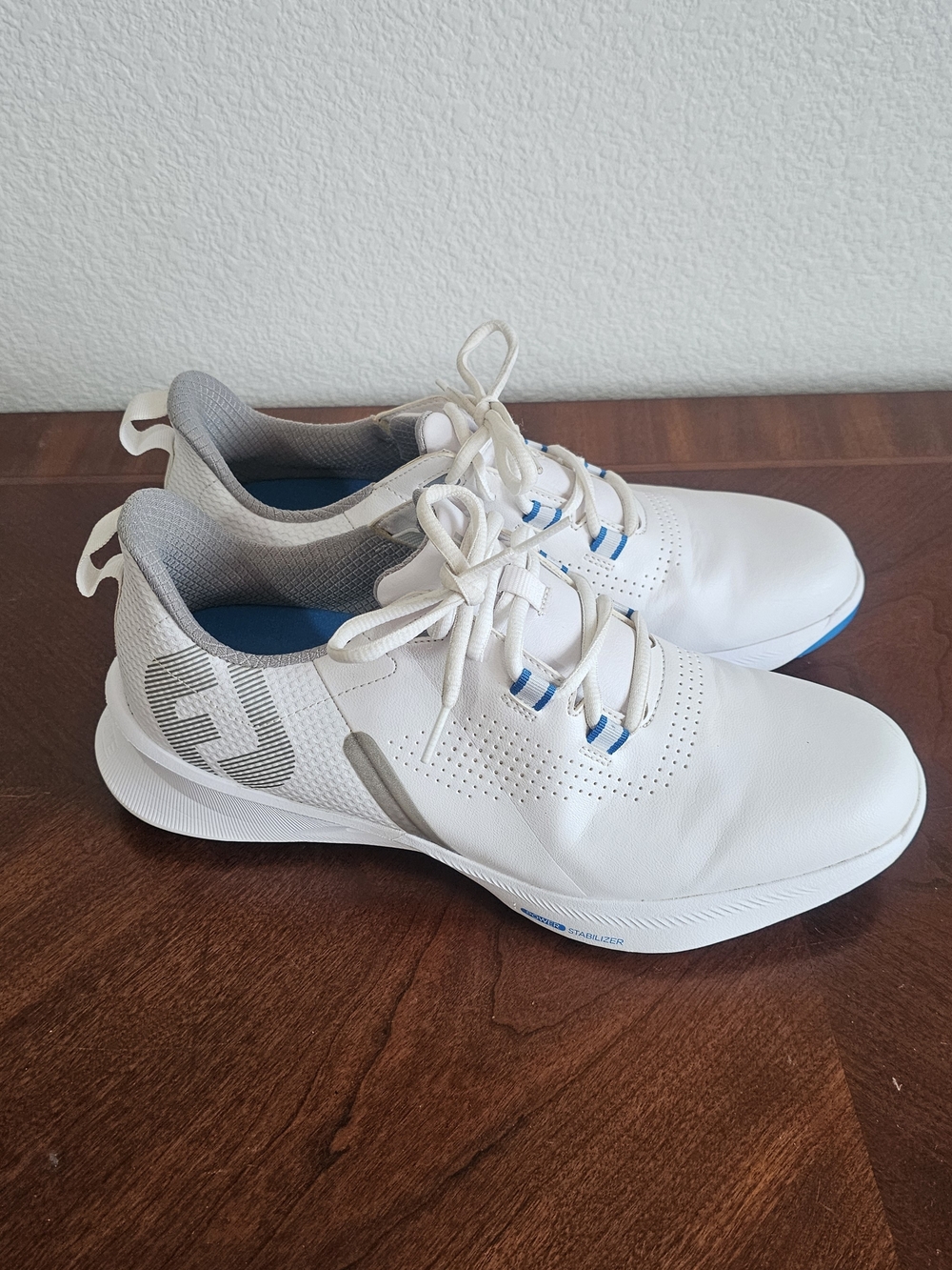 FootJoy FJ White Spikeless Golf Shoes Power Stabilizer Men's 9M Strato Lite